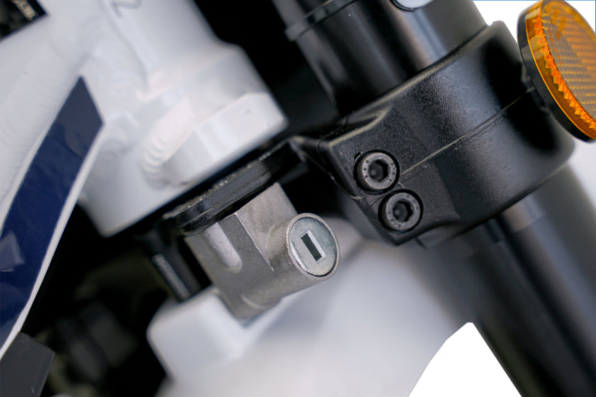 APTUM AP-8F 10KW Peak 40Ah LG Akku EEC L3e-A1 Elektro-Motorrad